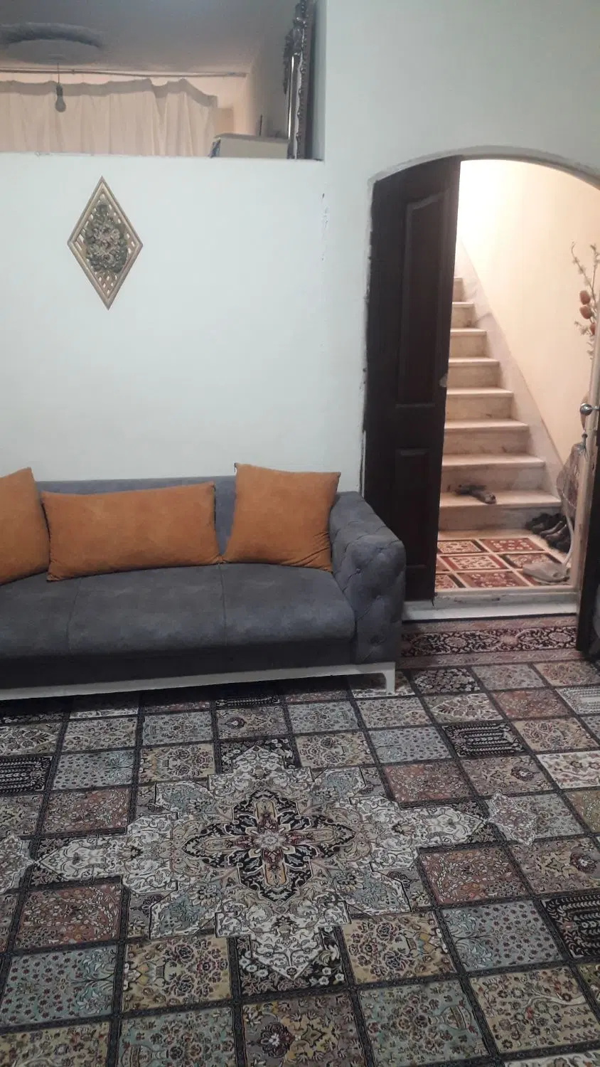 اجاره واحد آپارتمان طبقه اول تمیز