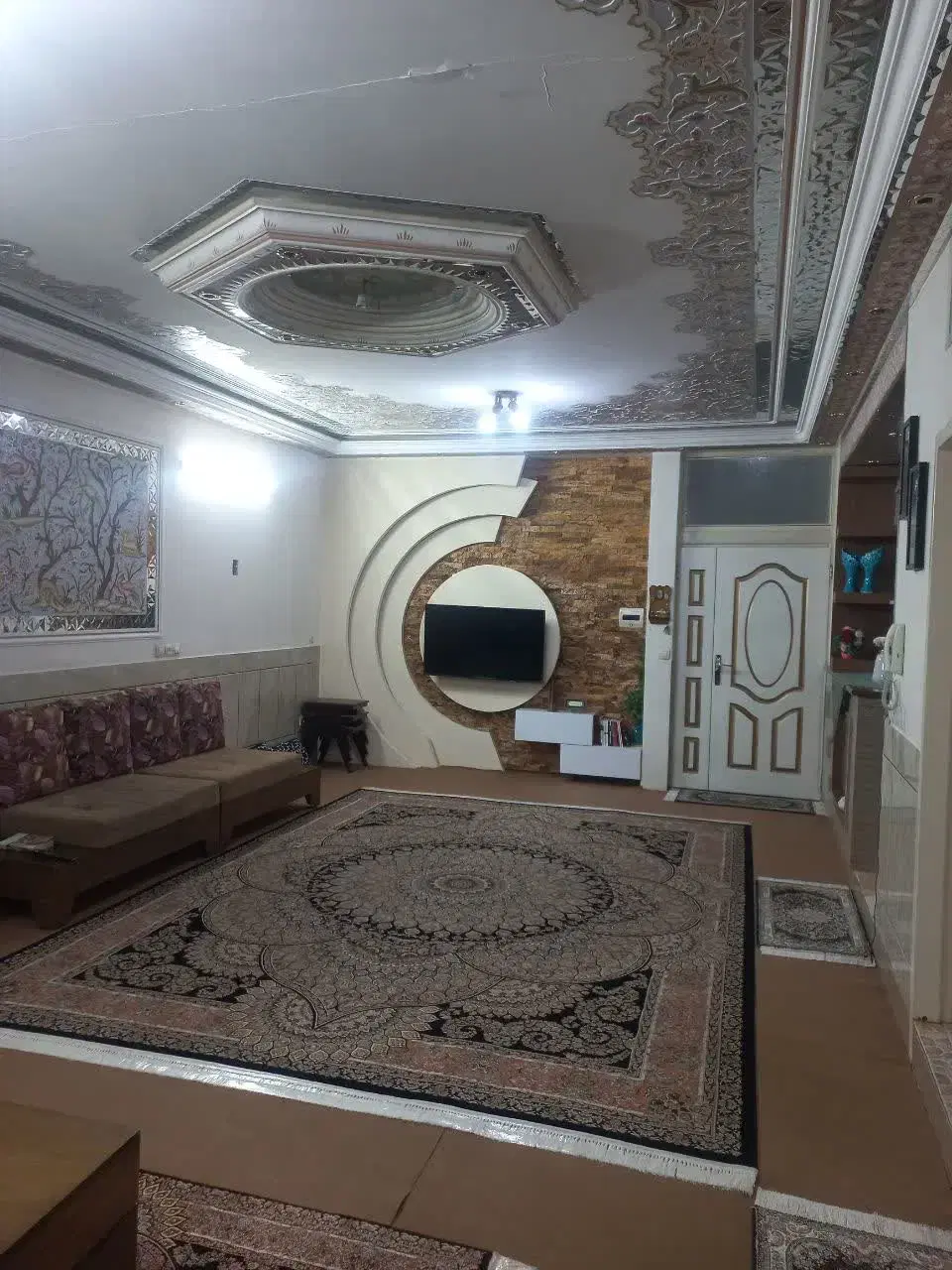 اجاره طبقه اول مسکونی روی همکف ،شیک،عروس دامادی