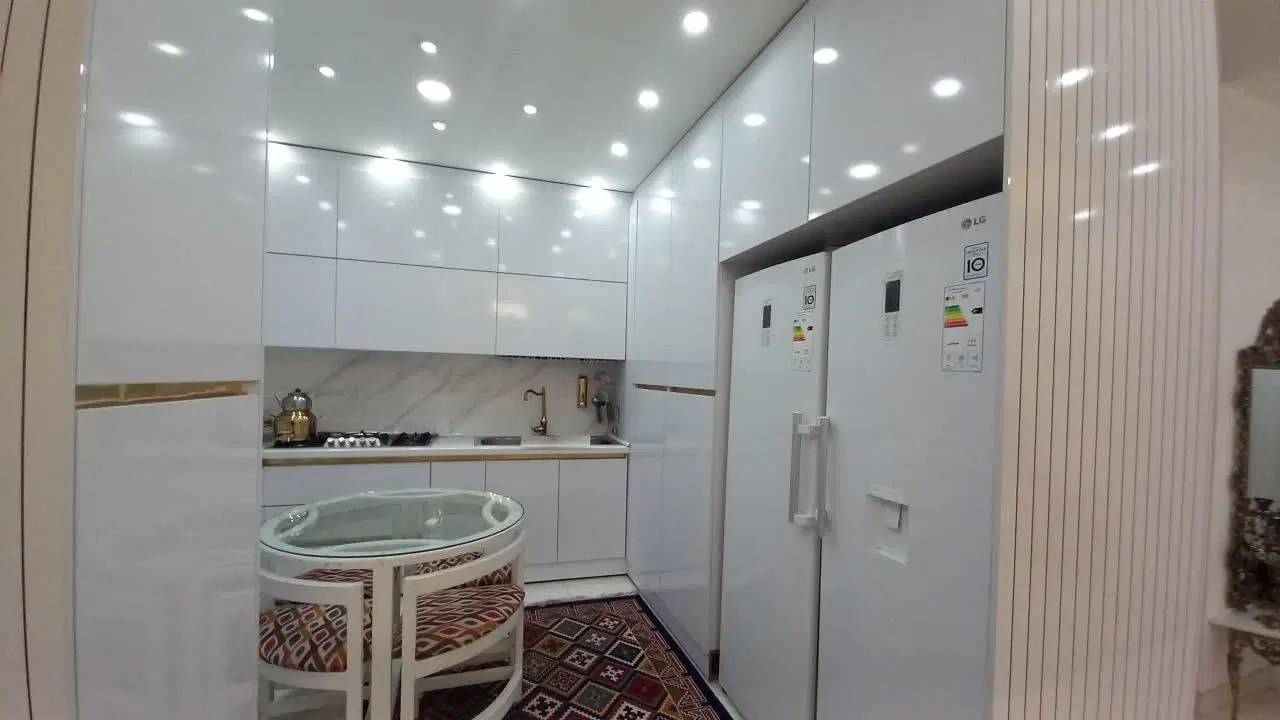 آپارتمان  خیابان آسمان