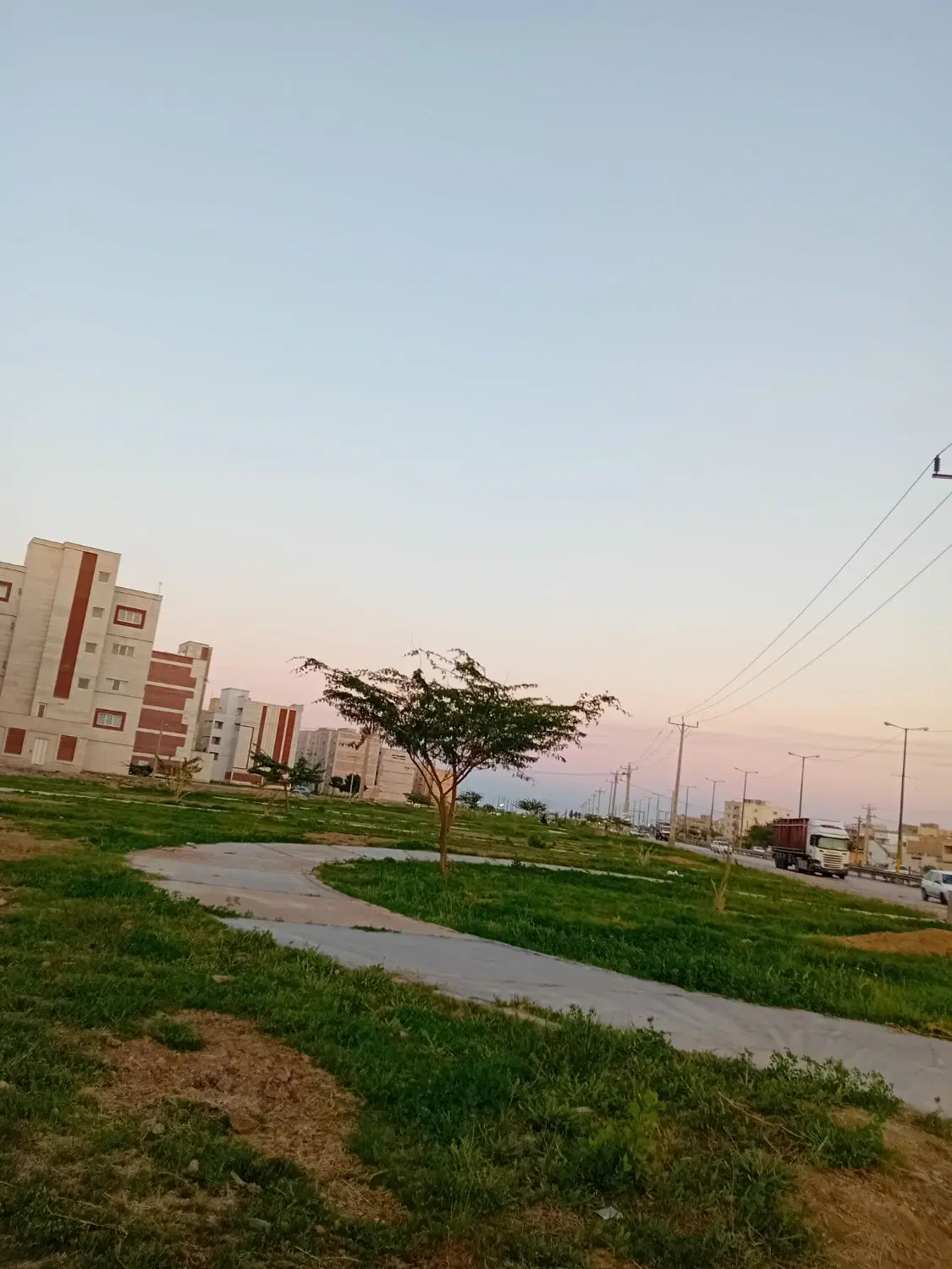 آپارتمان فاز ۷ سند آزاد