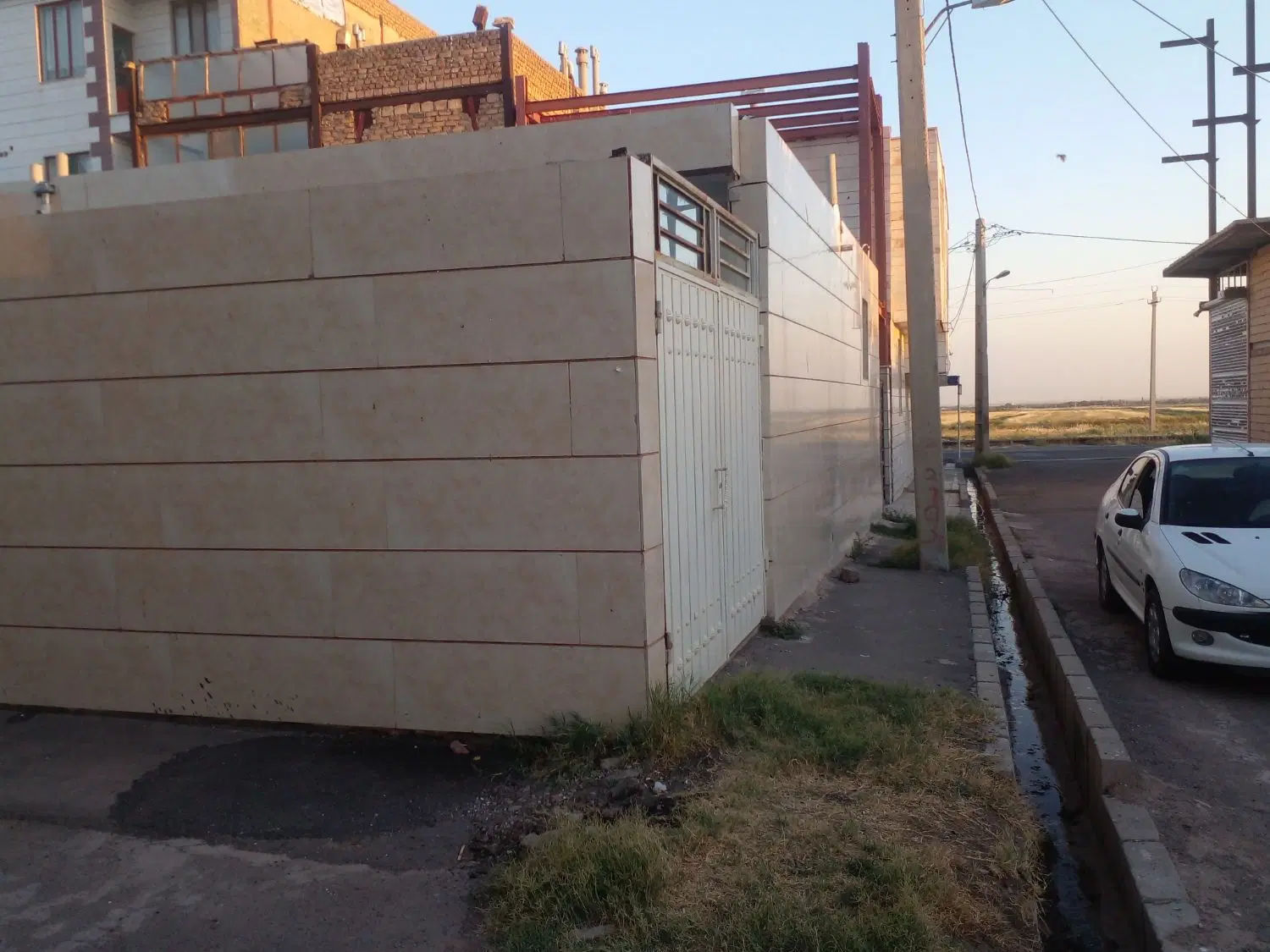 نیمه کاره