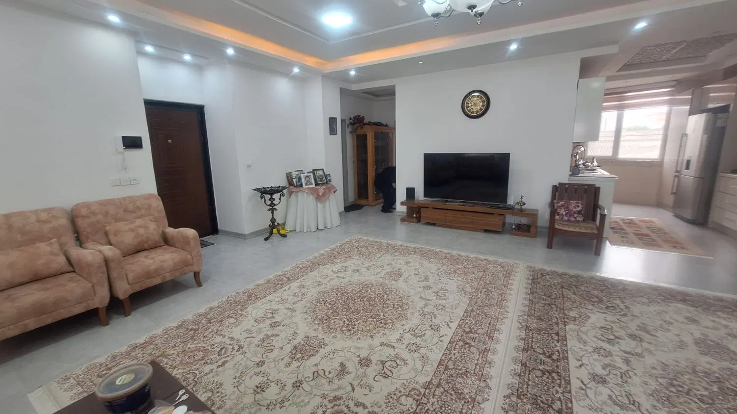 فروش آپارتمان۱۱۳مترخوش نقشه تک واحدی خیریان زینبیه