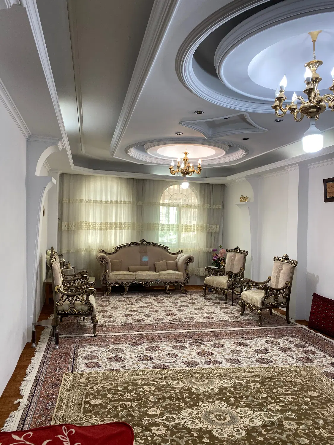 اپارتمان فروشی ۱۳۵متری تک واحدی سر دونبش