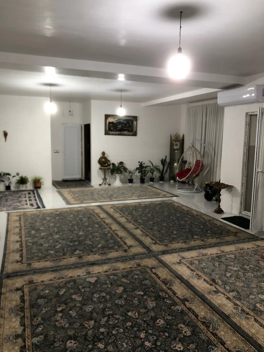 واحد 135 متری فول نوساز