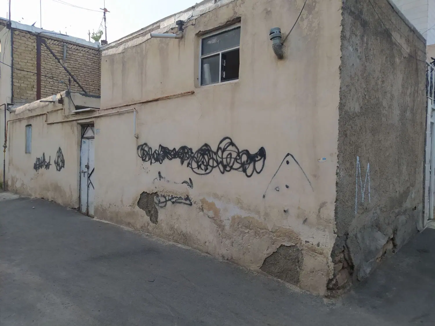 خونه دو نبش