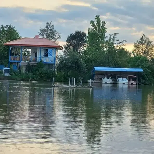 استخر پرورش ماهی گرمابی