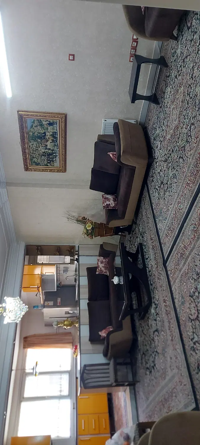 آپارتمان خوش نقشه غرق نور دو بر دو واحدی