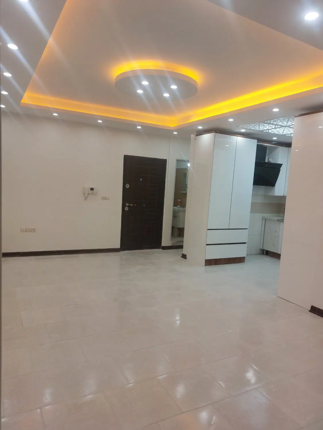 ۸غربی قلم ۷۷متری