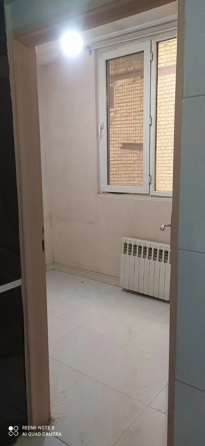 واحد خوش نقش