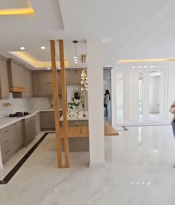 فرهنگ وکیل‌آباد نوساز مدرن، معماری خاص و لوکس
