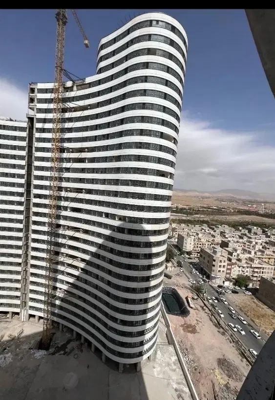 برج فرهنگیان پونک