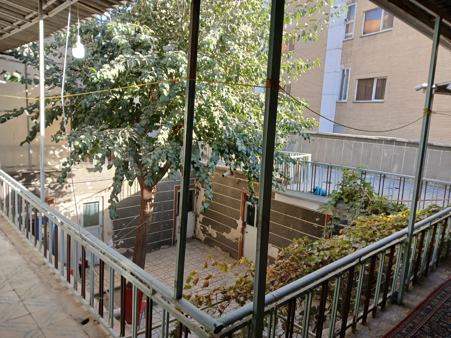ویلایی حرم طبرسی  جوادیه
