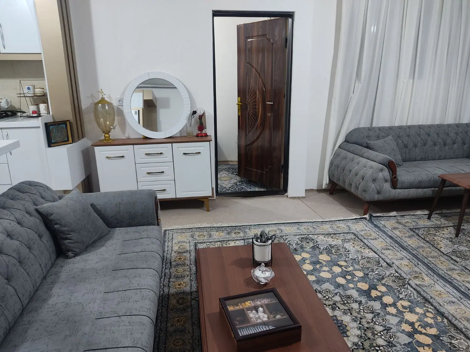 فروشی