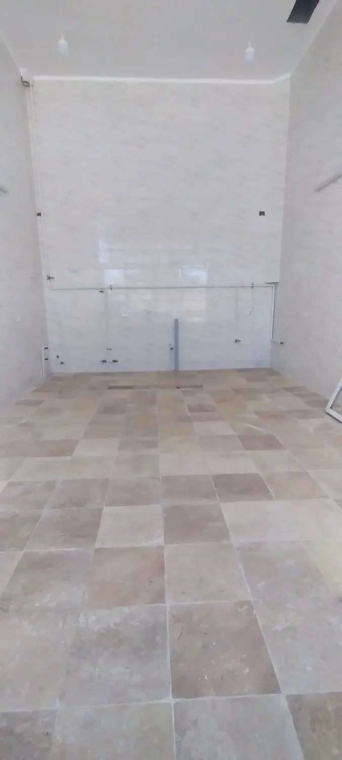 مغازه ۴۰ متری