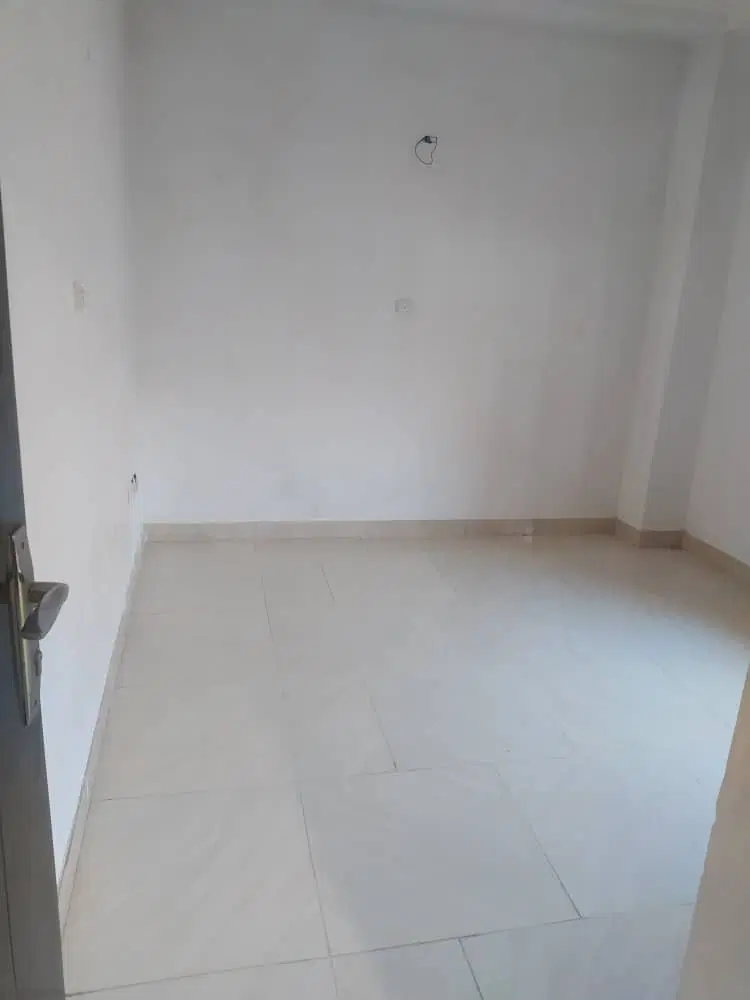 مغازه ۱۲ متری کوی شفا