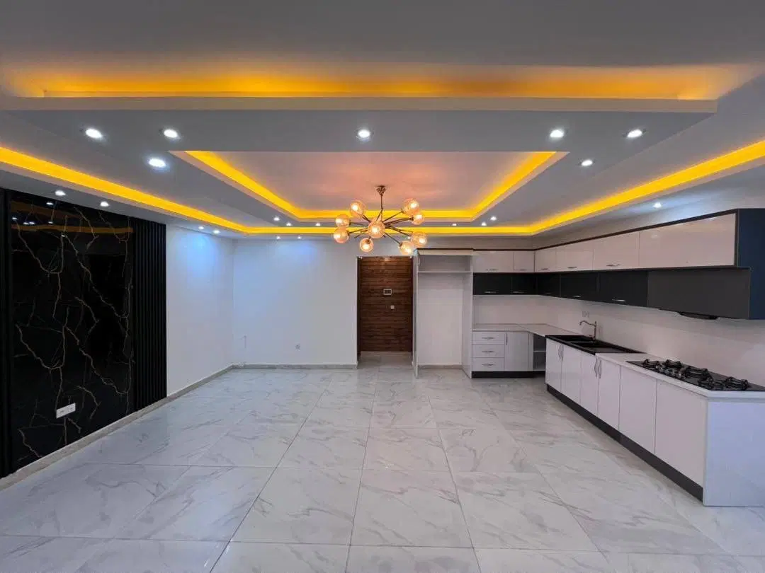 ویلاهمکف باحیاطی زیبا_سندتکبرگ_شهرکی