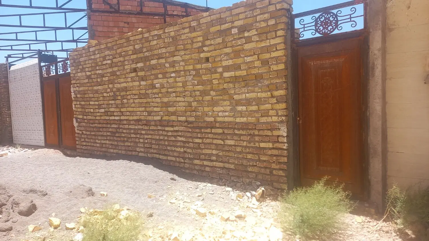 خانه نیم ساز سرباز ۵قصب