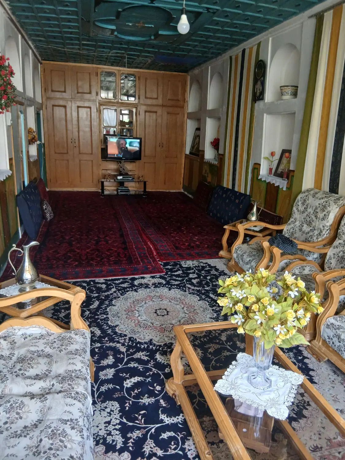 فروش عمارت ویلایی ۳۰۰متر بین صفا و ۱۸متری