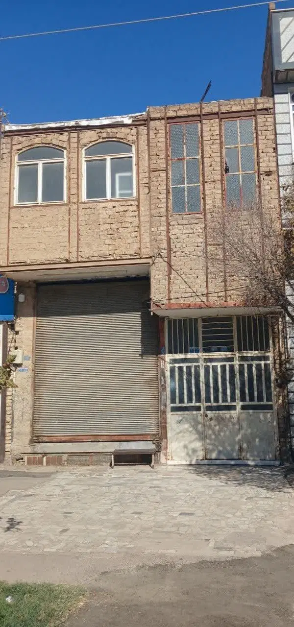 خاص و نایاب ۱۵۶مترمسکونی۱۰۰ متر زیرزمین۱۸ مترتجاری