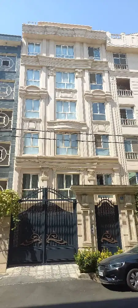 سعادت آباد  __ ۱۰۵  متری  _ شیک و خوش نقشه
