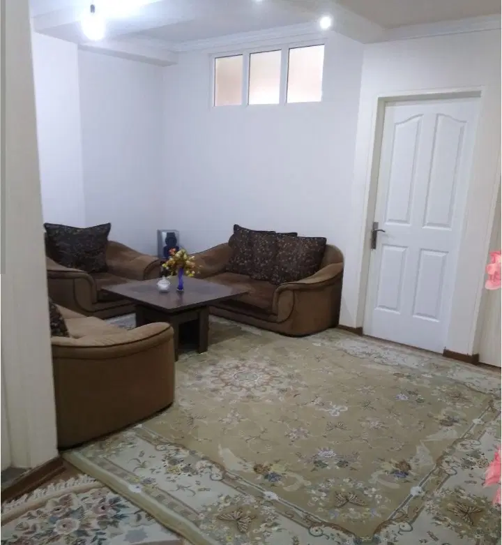 خوابگاه دخترانه _کف خوابی _همخانه خانم