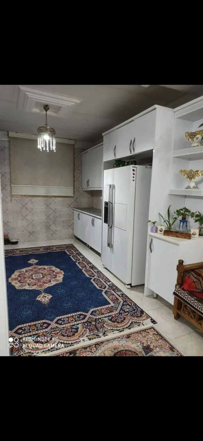 ملک کلنگی واقع در موسی کاظم معاوظه با 3طبقه یکجا