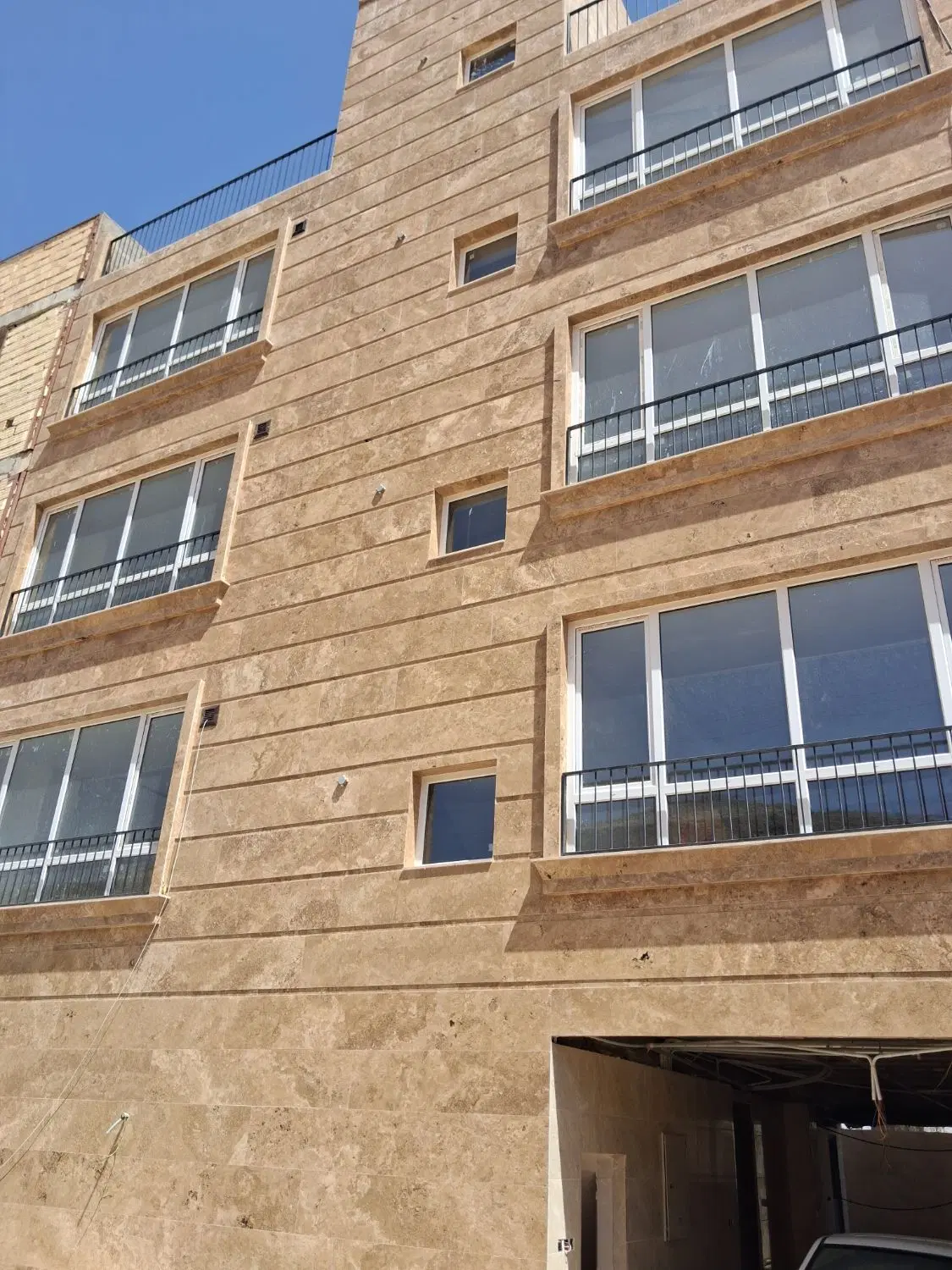 فروش آپارتمان ۲ خوابه میانرود
