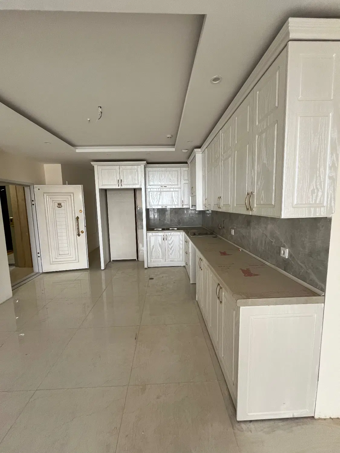 اپارتمان درکوچه سرشورحرم امام رضا_ اندرزگو_شیرازی