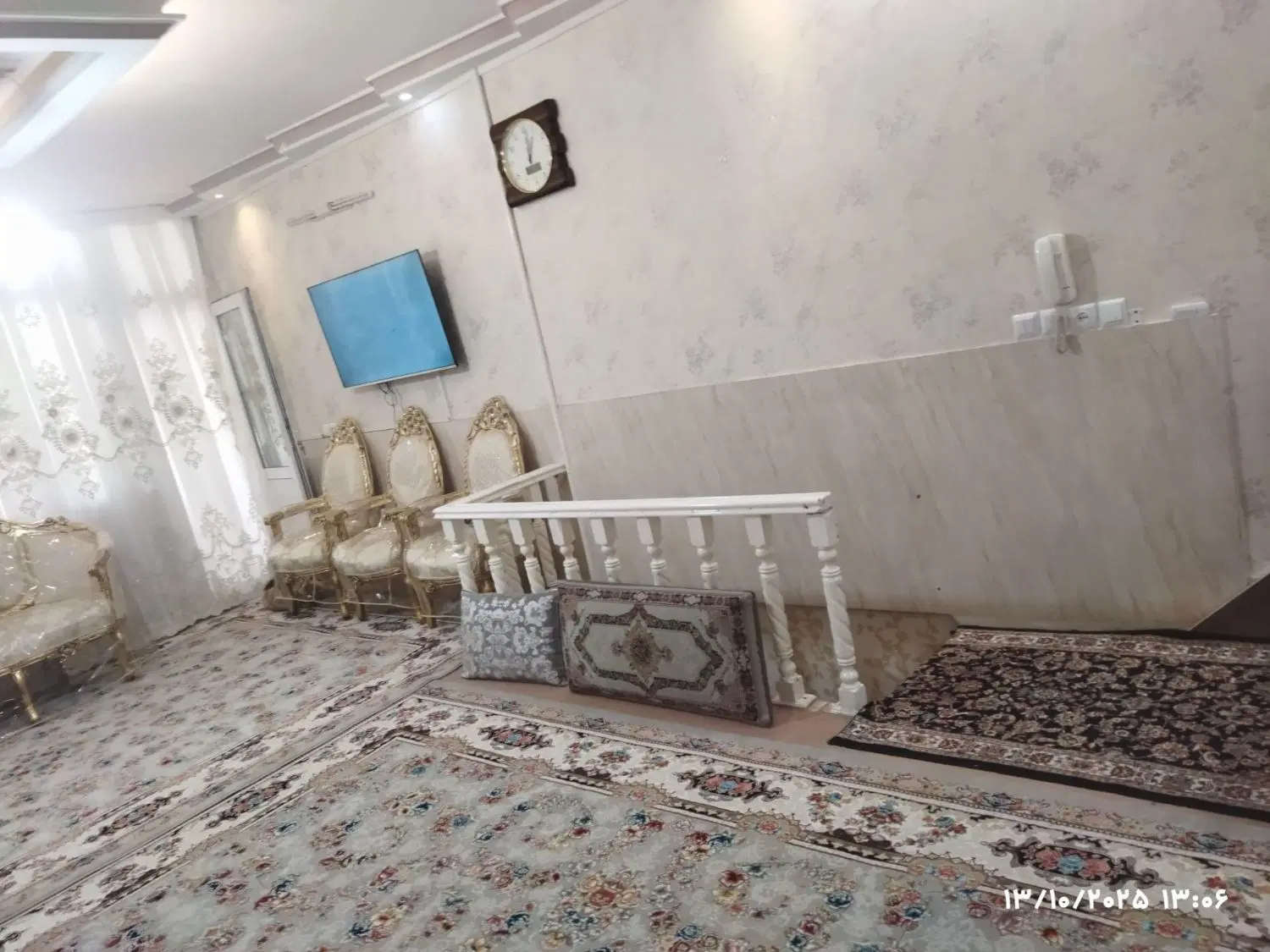 خانه دوطبقه راه جدا