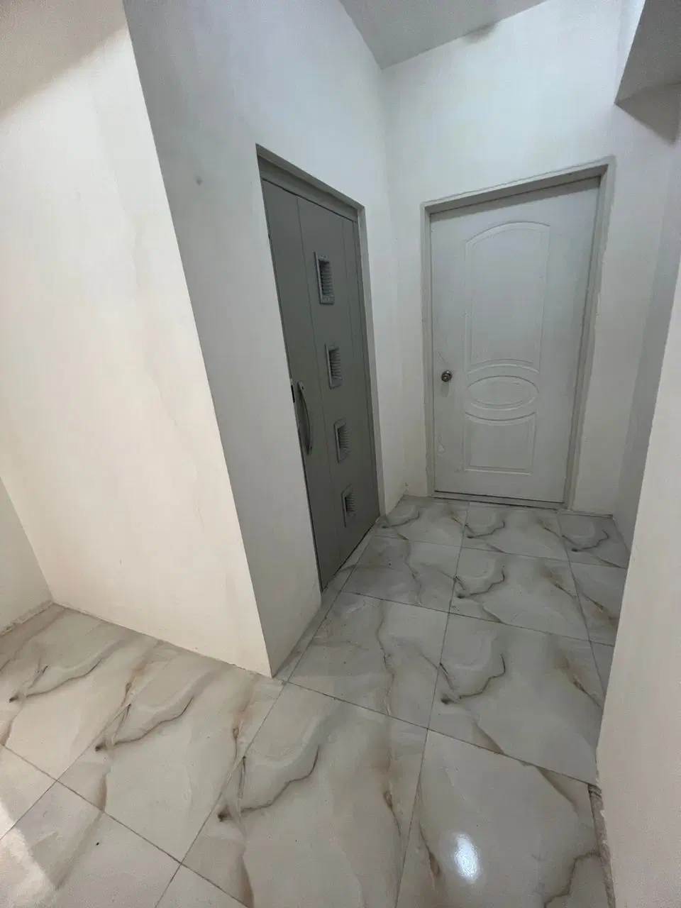 رهن اجاره  مطلب 200متری در آزادی