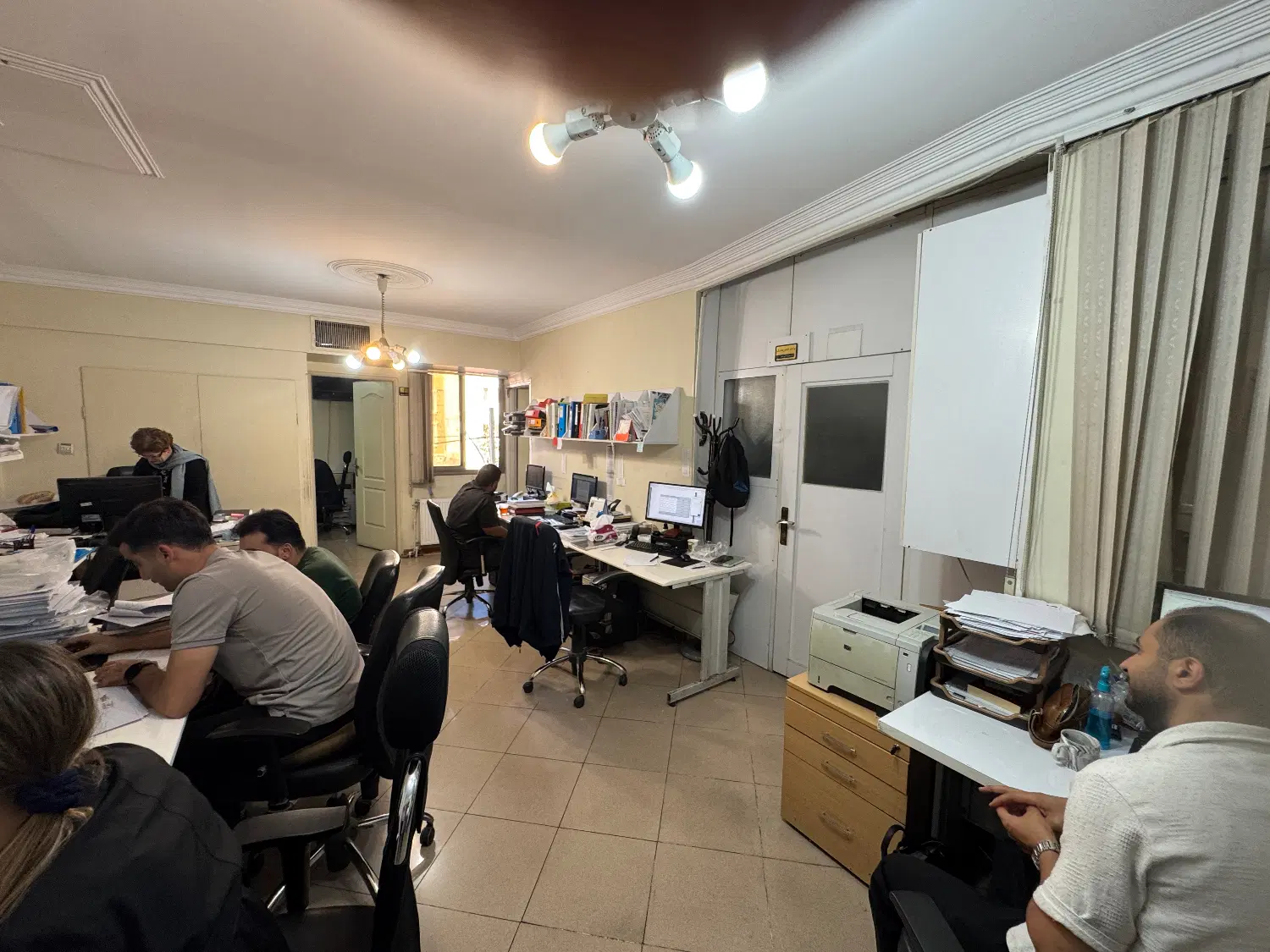 ۷۰ متر دفتر کار خ توحید ابتدای فرصت موقیعت اداری
