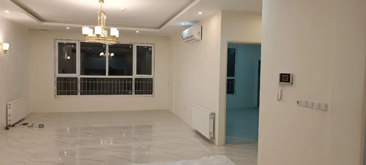 ۱۰۵ متر بسیار شیک و مشاعات هم قوی