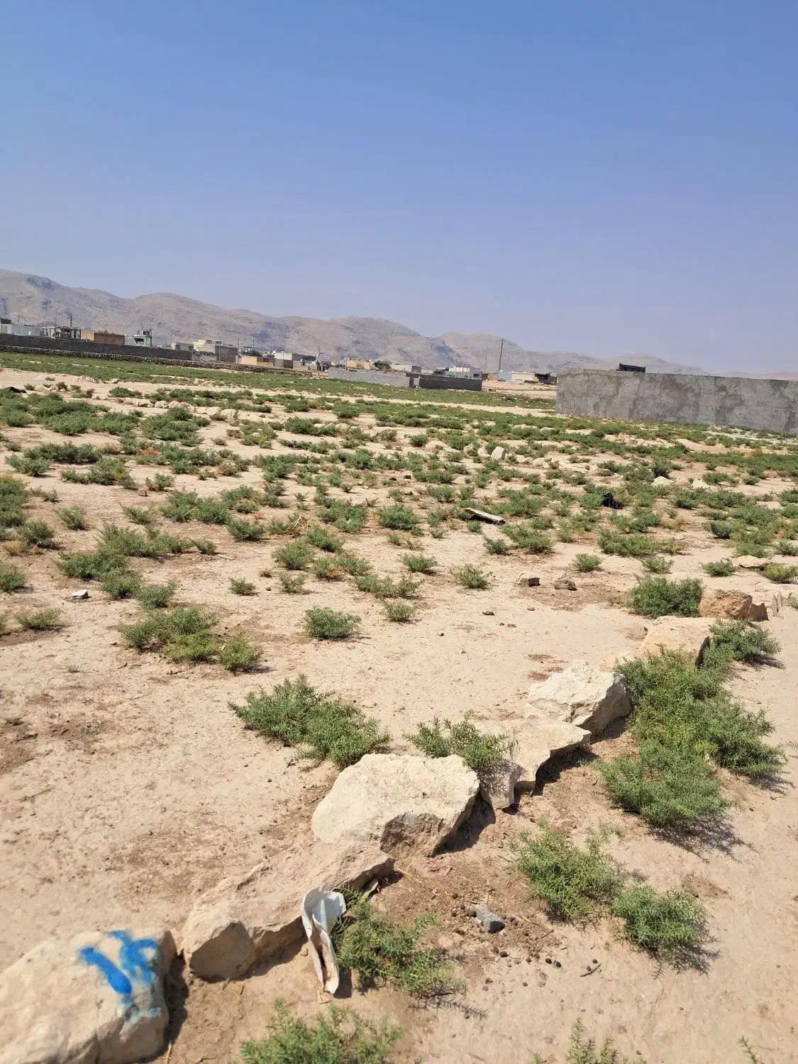 زمین ۱۱۸متری