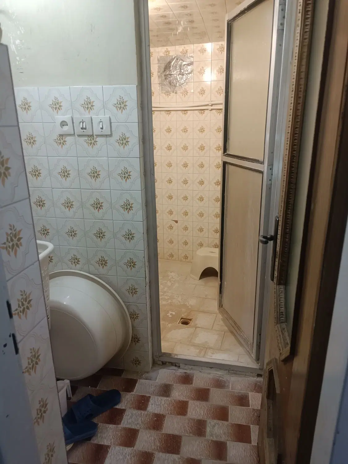 خانه دو طبقه در شهر بروجرد