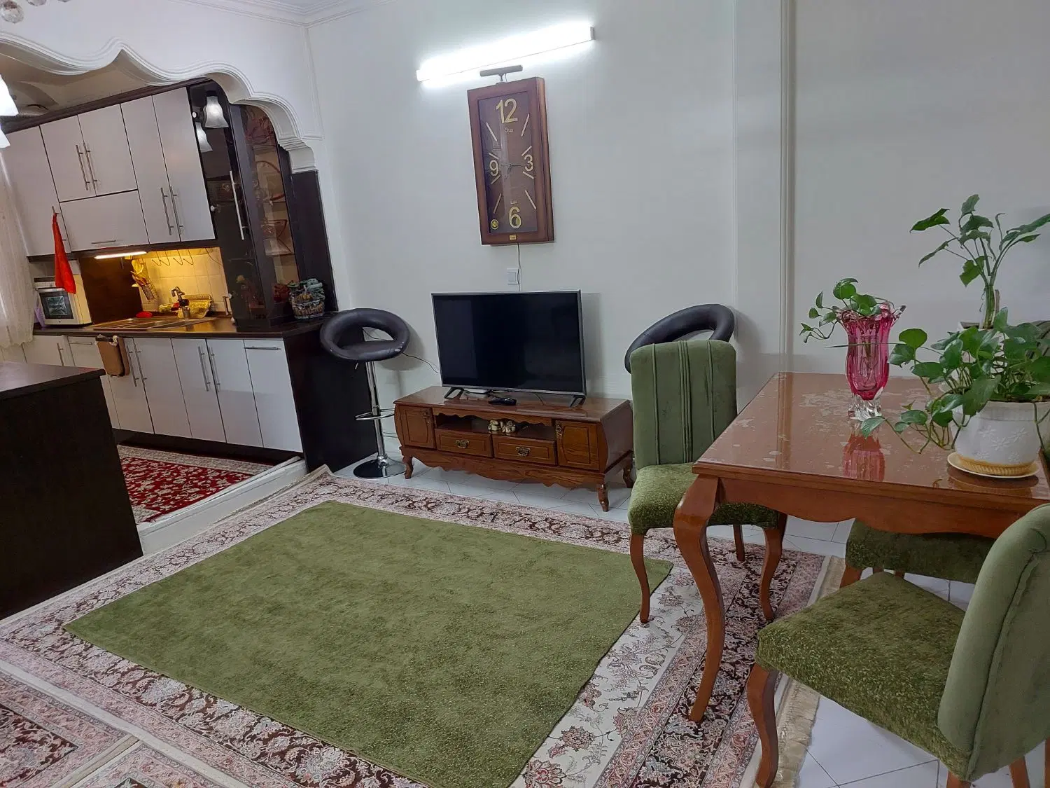 ۶۱متر خوش نقشه تک واحدی فروش فوری