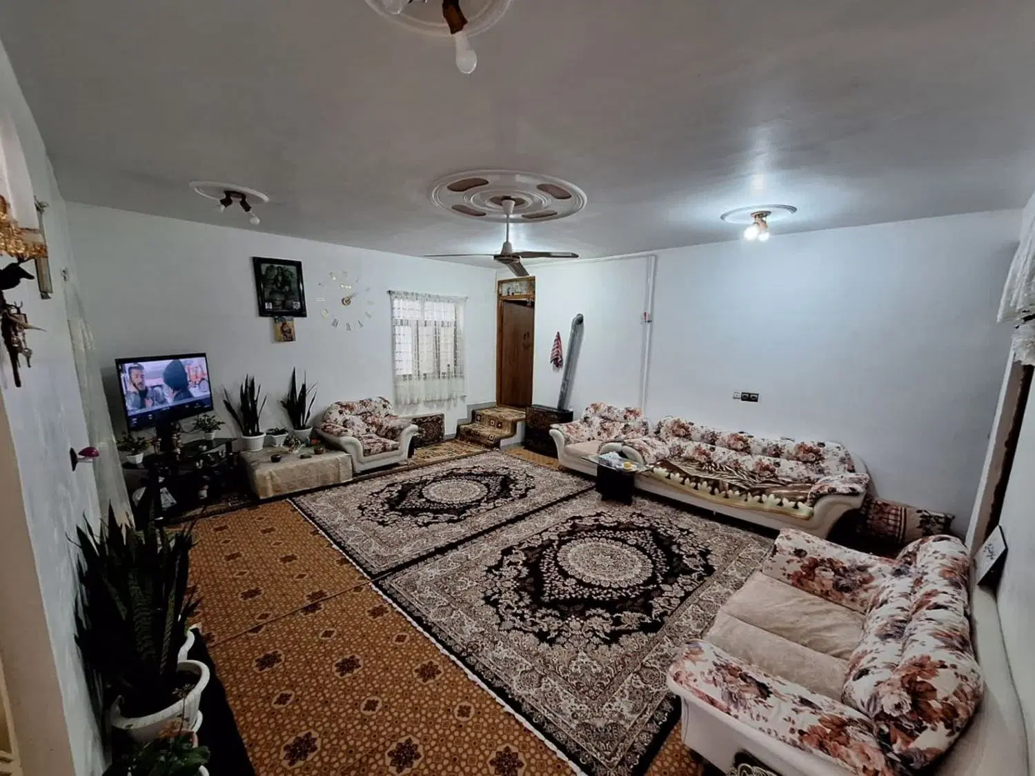 ویلا .داخل شهر رانکوه