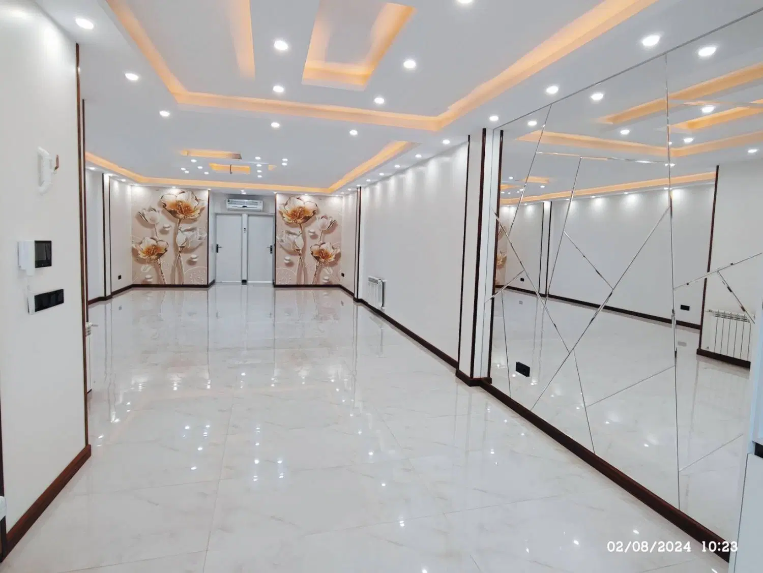 ۱۲۰ متر دو خوابه فول امکانات ( سمت شرقی ها)