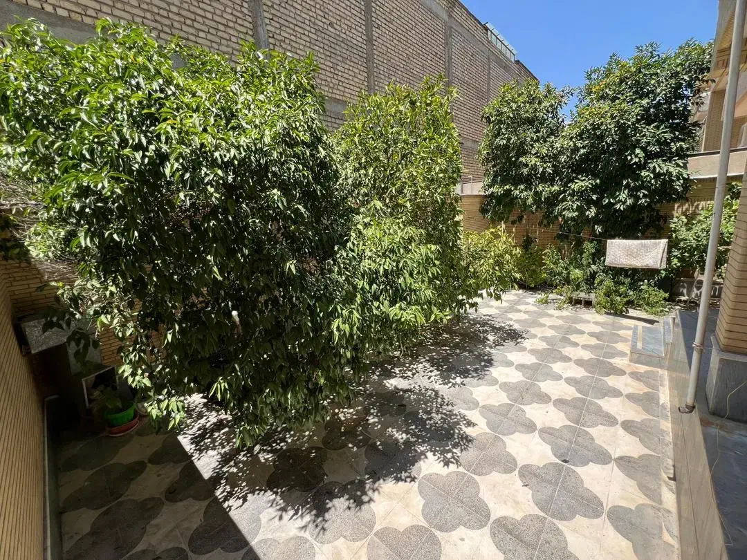 فروش خانه کلنگی 300 متر