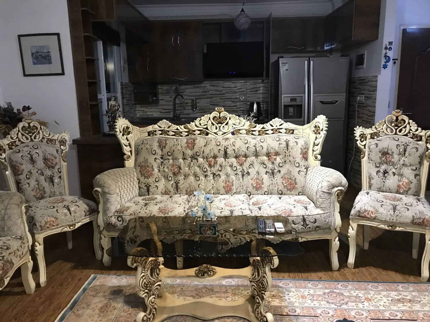 فروش یک واحد سند دار دو خواب در خیابان خبرنگار