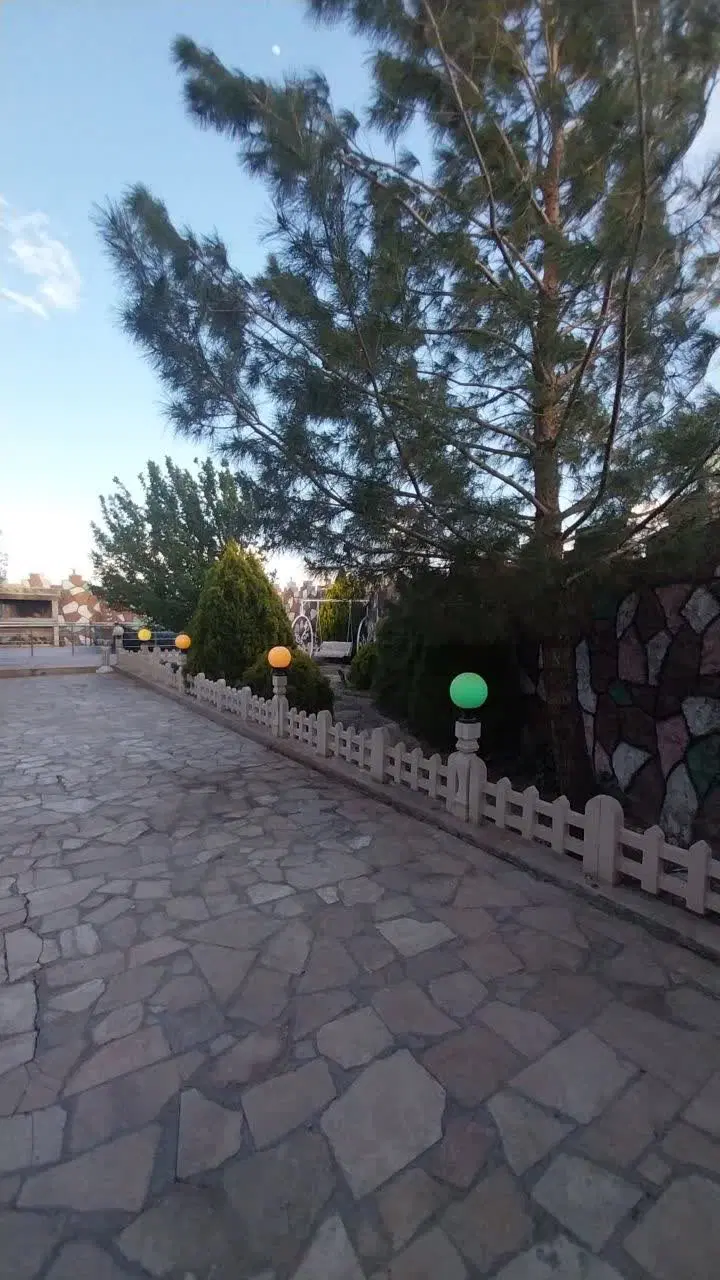 لاکچری باغ