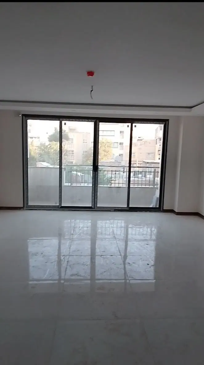 آپارتمان 150 متری سه طرف نور بزرگمهر