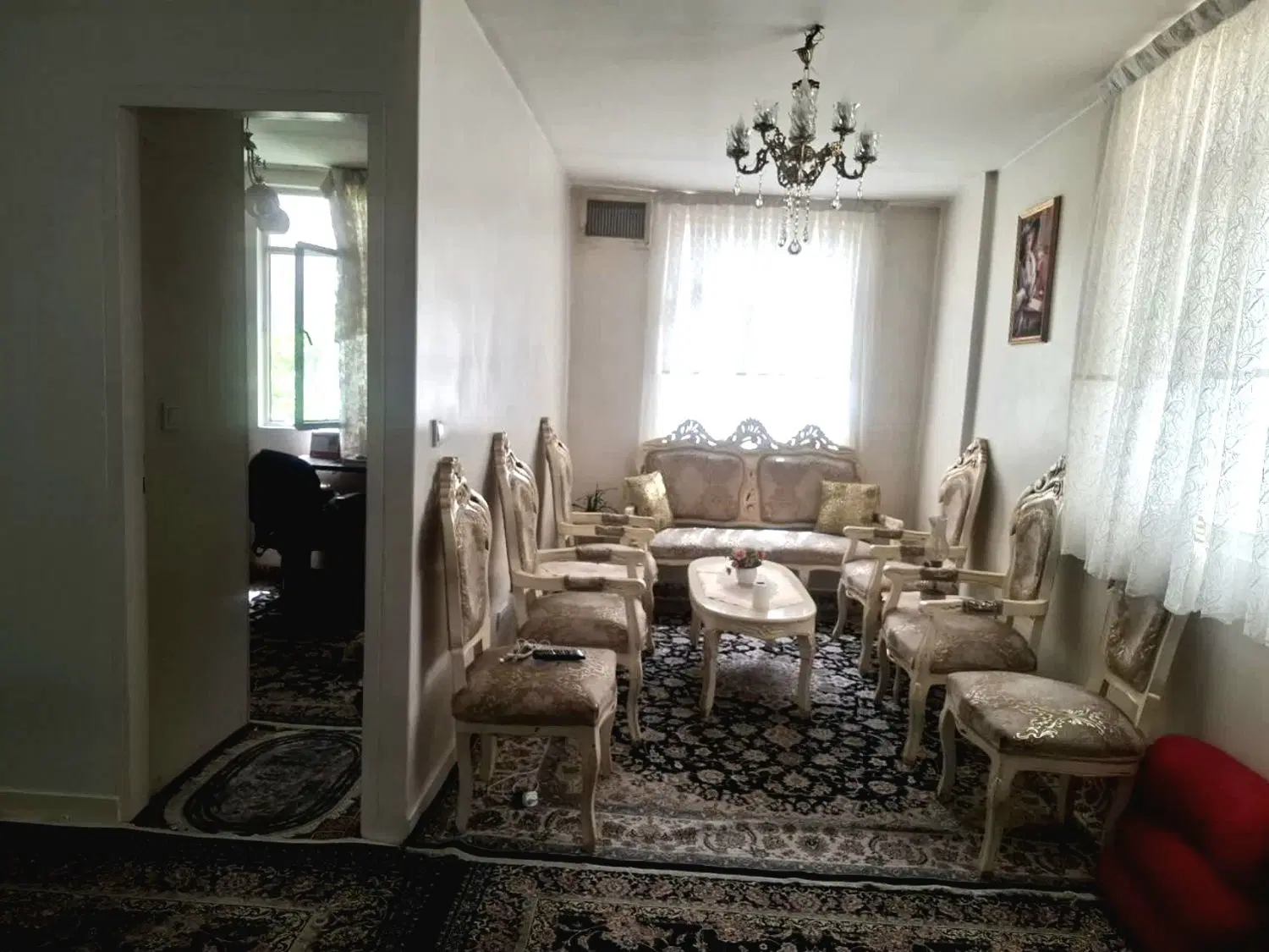 یک   طبقه  از  ۲   طبقه   ساختمان   مشاع