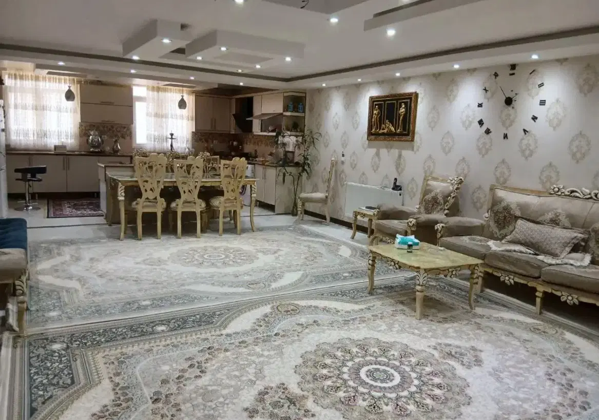 ۹۵متری پارکینگ سندی وام دار* نزدیک اصلی