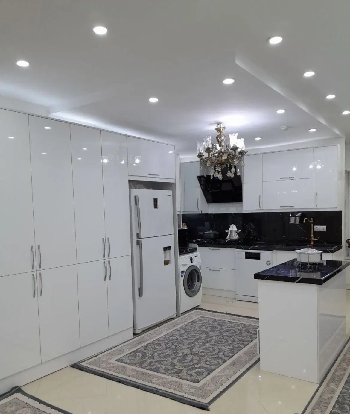 ۷۸ متر در لوکیشنی دنج و بی نقص و بسیار به قیمت