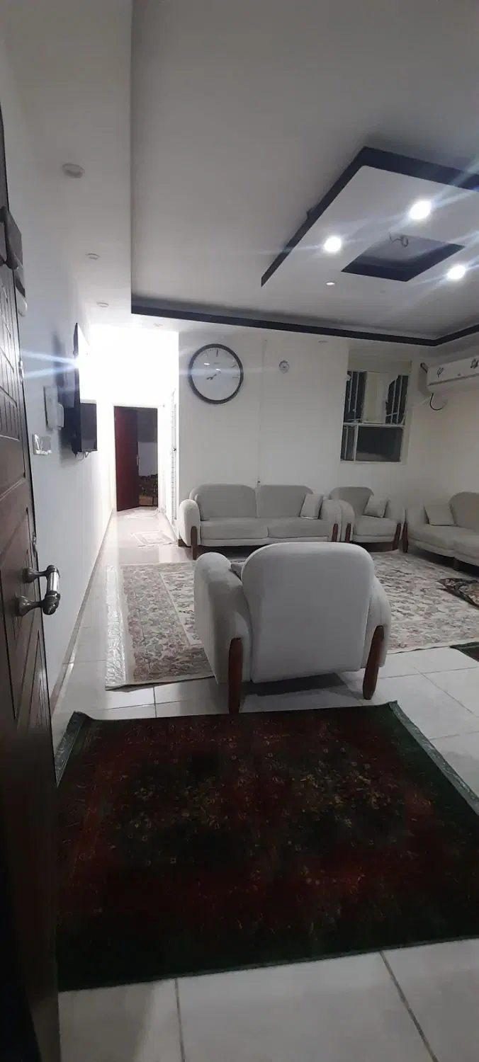 فروش آپارتمان لادن ها