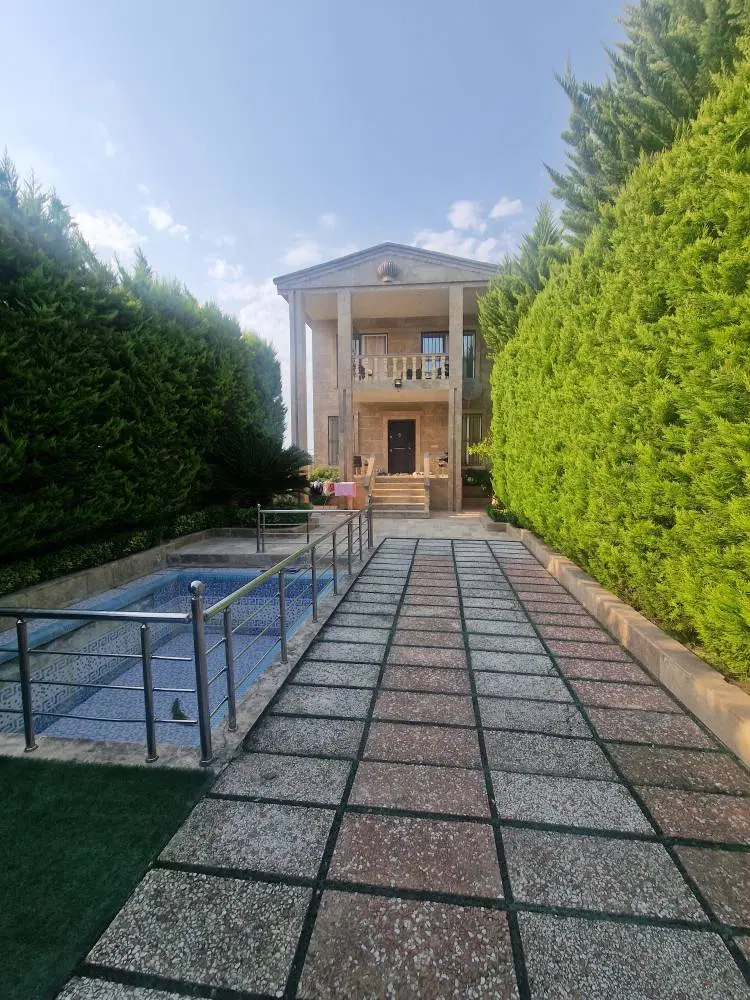ویلا مبله استخردار+سند_۷_۵۰۰میلیاردتمام