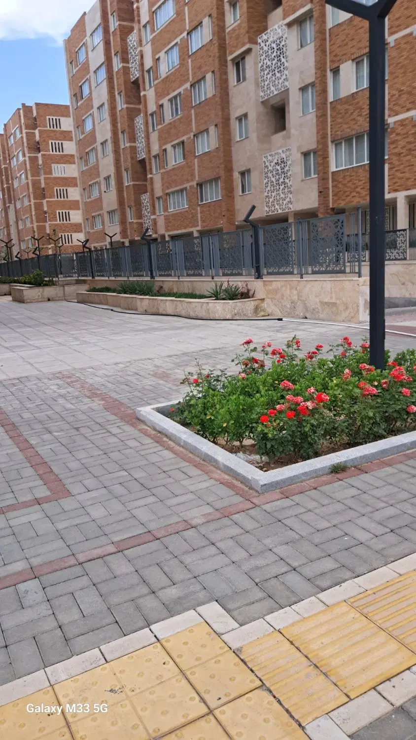 واحد آپارتمانی در امیریه .مجتمع طلاییه