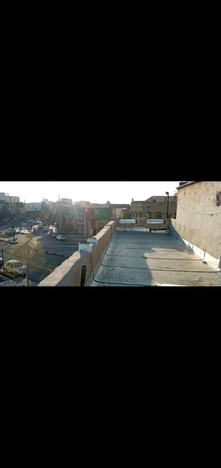زیر زمین نبش بلوار ۳۰ متری کاشانی روبروی بانک سپه