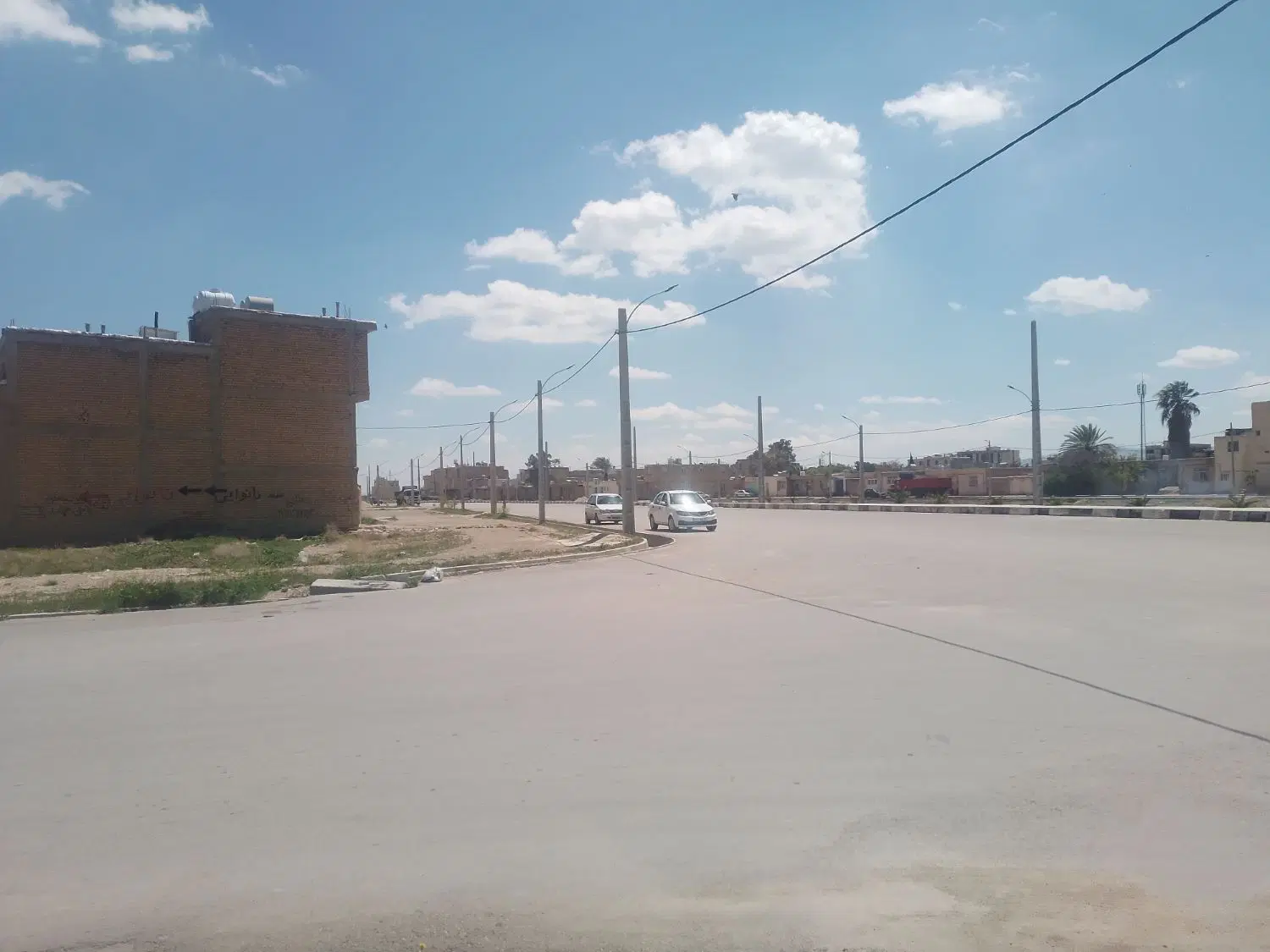 ملک تجاری مسکونی