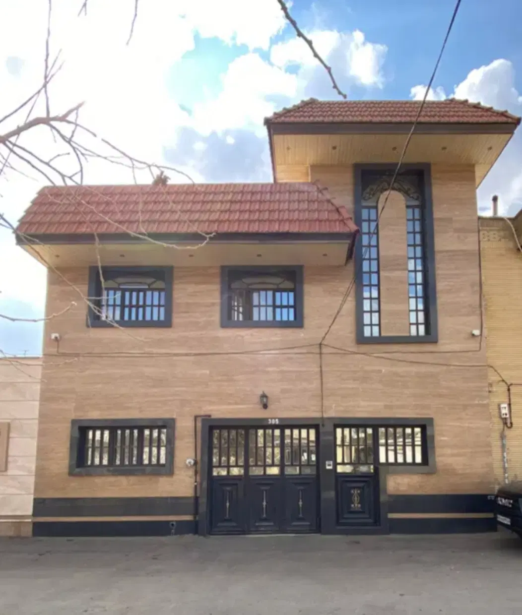 پاسداران_کلنگی_۲۹۸متر